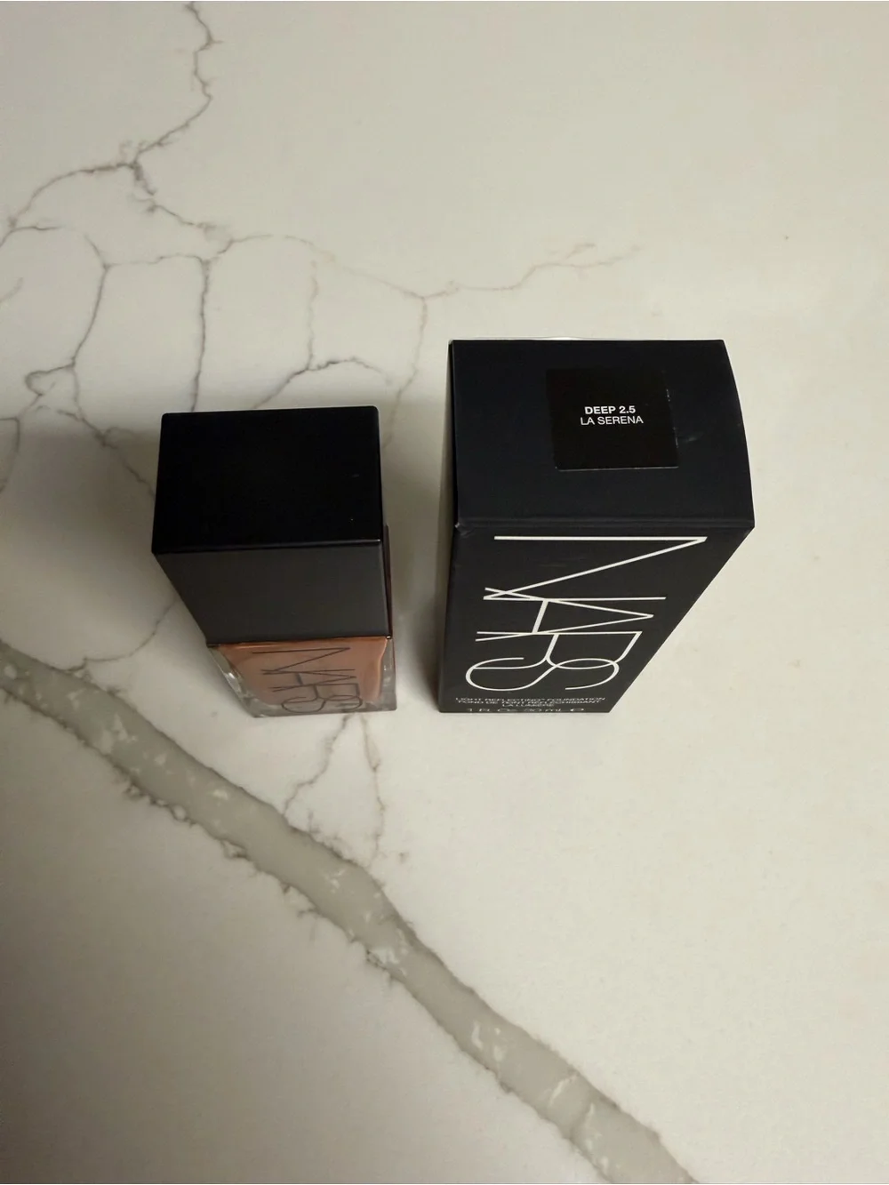 NARS Light Reflecting Foundation